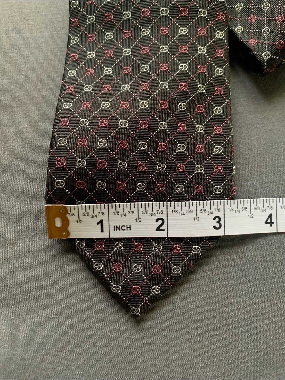Gucci Men’s Silk Tie Black Red & Gold GG Monogram 3.25” Width Designer